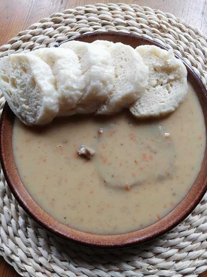 neděle 31.5.2020 - svíčková omáčka