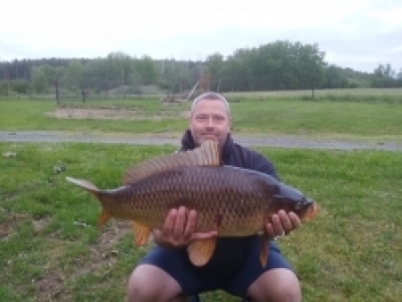 kapr 76 cm a 9,5 kg