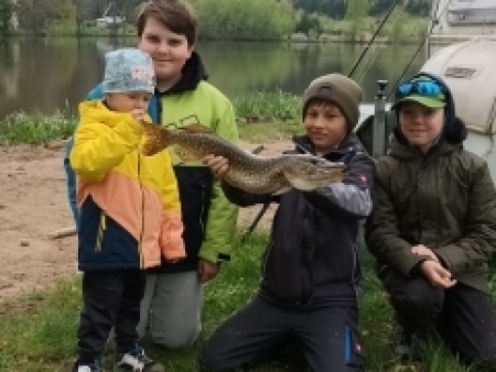 štika 68 cm