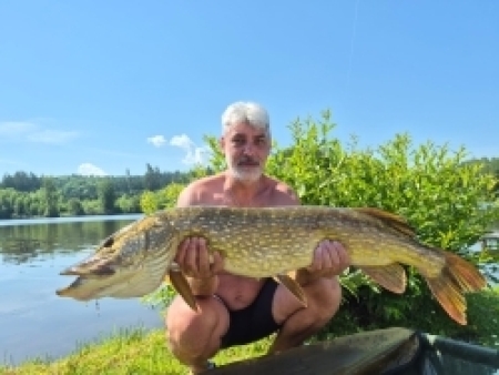 štika 105 cm